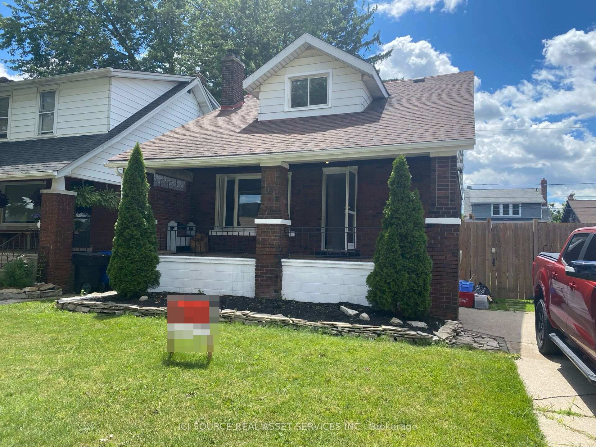 Photo 2 of 825 Raymo Road, Windsor — HOMEH