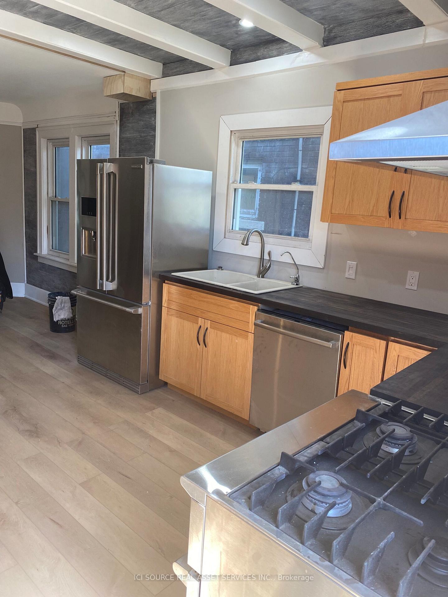 Photo 4 of 825 Raymo Road, Windsor — HOMEH