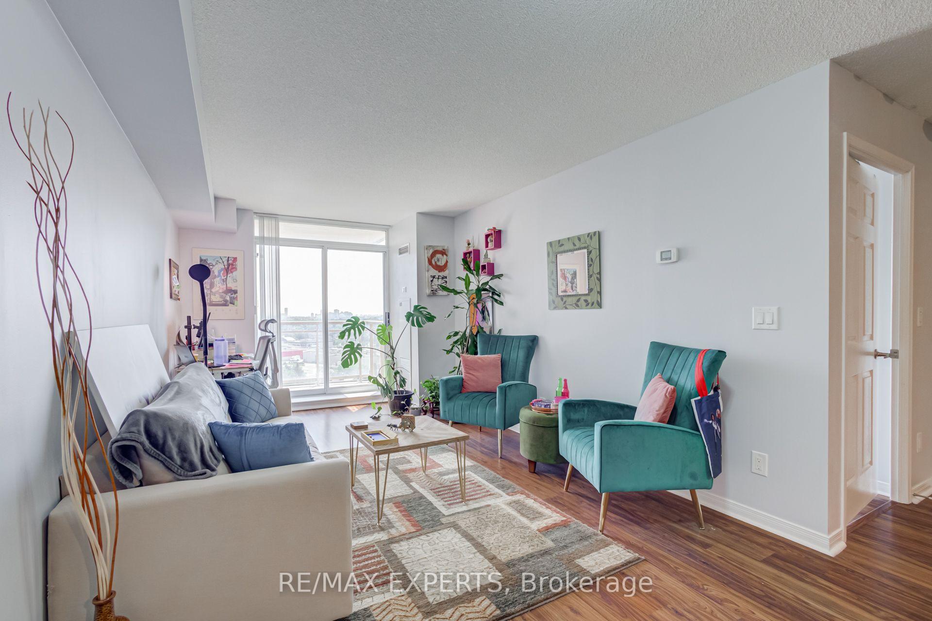 Photo 11 of Unit 1009, 75 King William Crescent, Richmond Hill, Langstaff — HOMEH