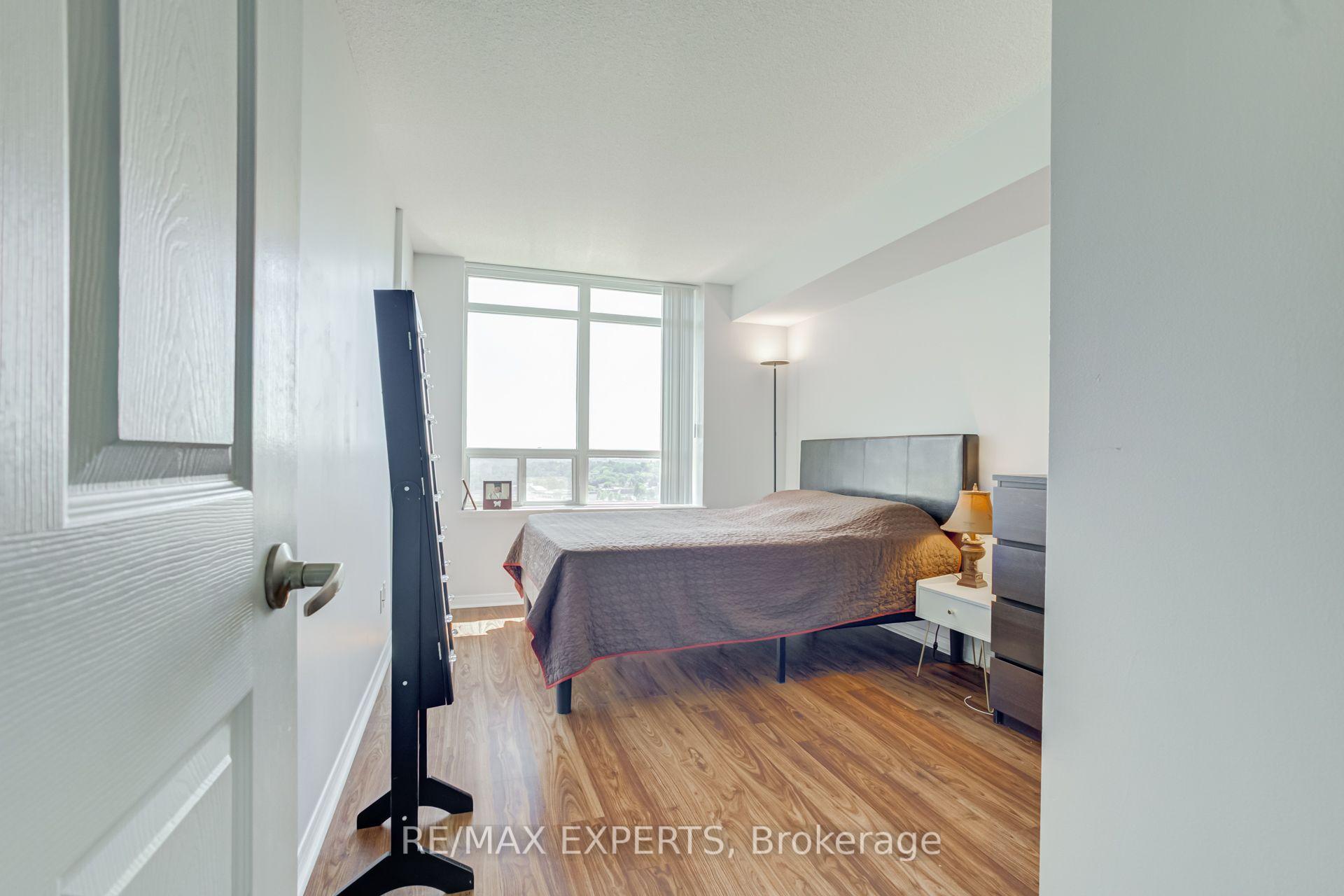 Photo 12 of Unit 1009, 75 King William Crescent, Richmond Hill, Langstaff — HOMEH