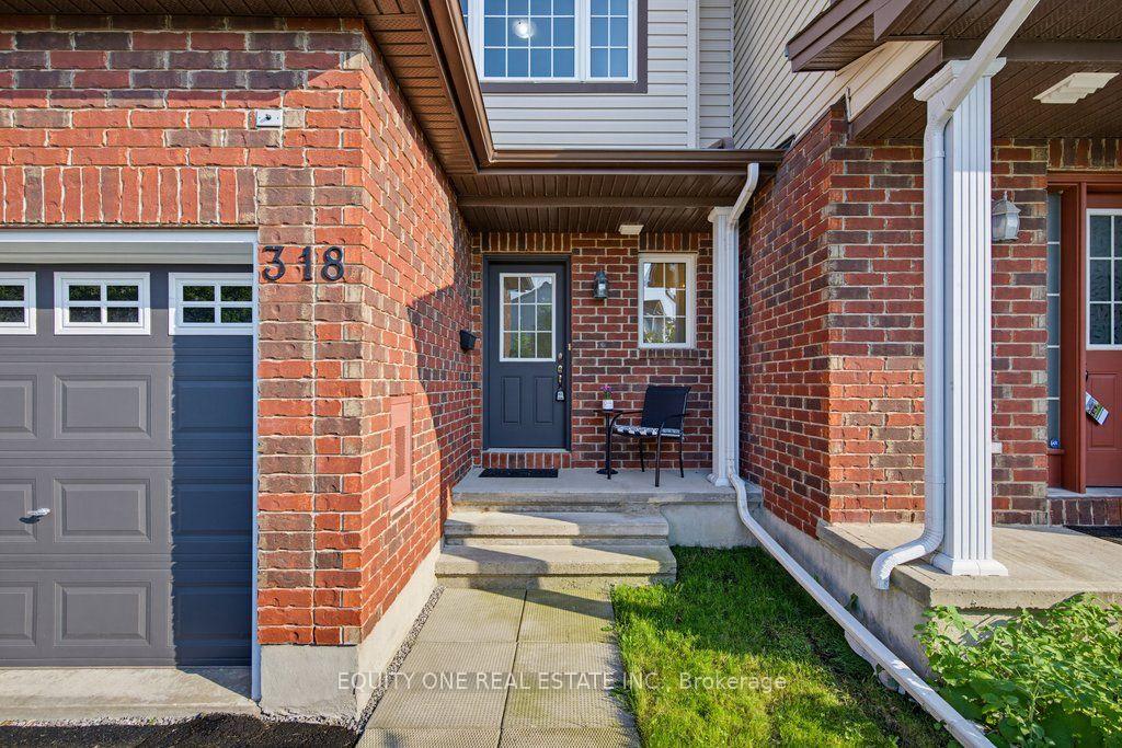 Photo 3 of 318 Amici Terrace, Ottawa, Kanata - Emerald Meadows/Trailwest — HOMEH