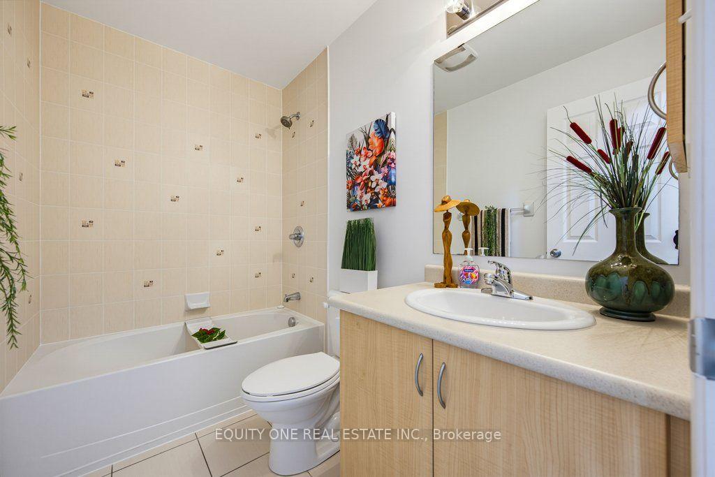 Photo 34 of 318 Amici Terrace, Ottawa, Kanata - Emerald Meadows/Trailwest — HOMEH