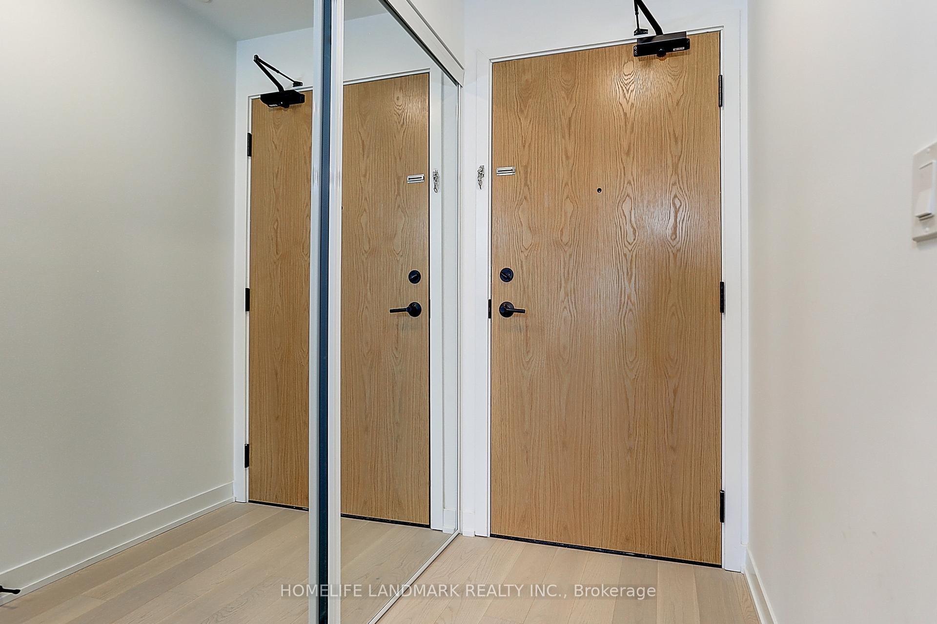 Photo 4 of Unit B-532, 7950 Bathurst Street, Vaughan, Beverley Glen — HOMEH