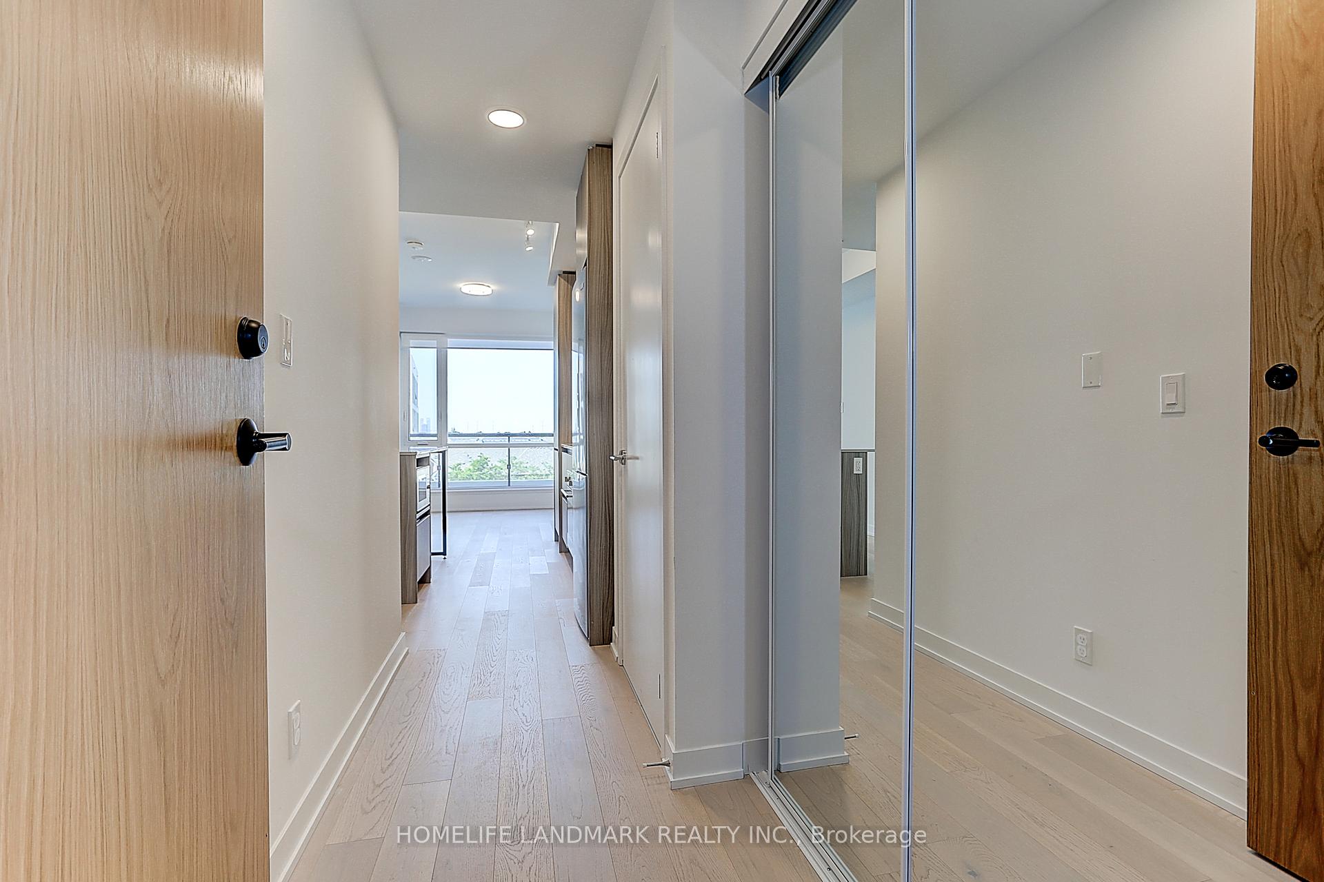 Photo 5 of Unit B-532, 7950 Bathurst Street, Vaughan, Beverley Glen — HOMEH