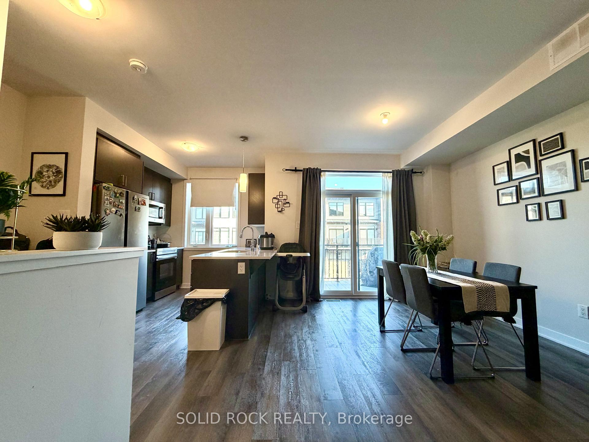 Photo 19 of 215 Tussock Private, Ottawa, Blossom Park/Kemp Park/Findlay Creek — HOMEH
