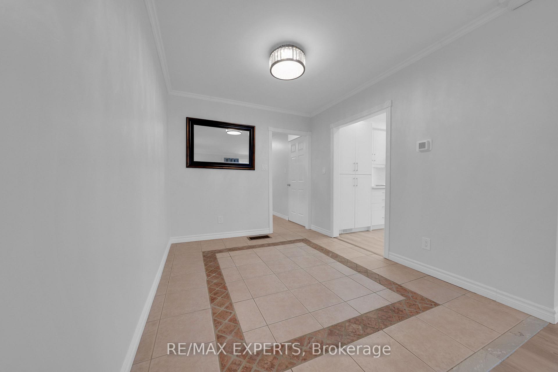 Photo 7 of Unit Upper, 79 Louisa Street, Caledon, Bolton East — HOMEH