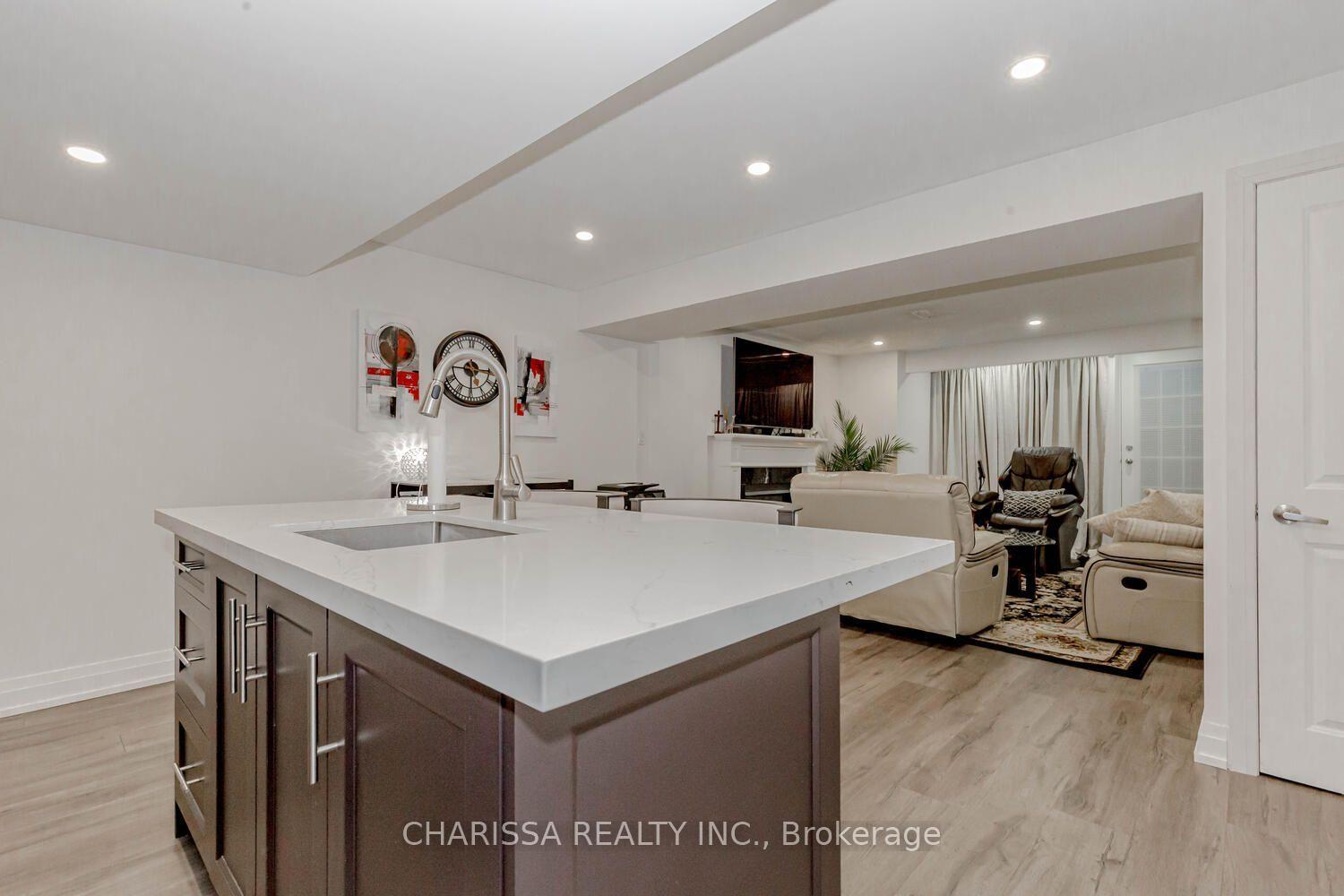 Photo 12 of 3321 Mintwood Circle, Oakville, Glenorchy — HOMEH