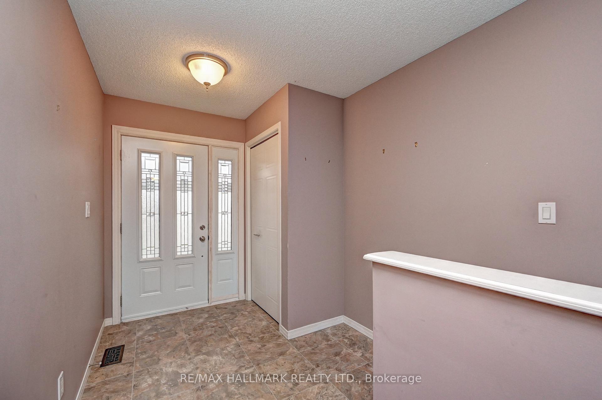 Photo 2 of 2 Brasher Drive, Tillsonburg — HOMEH