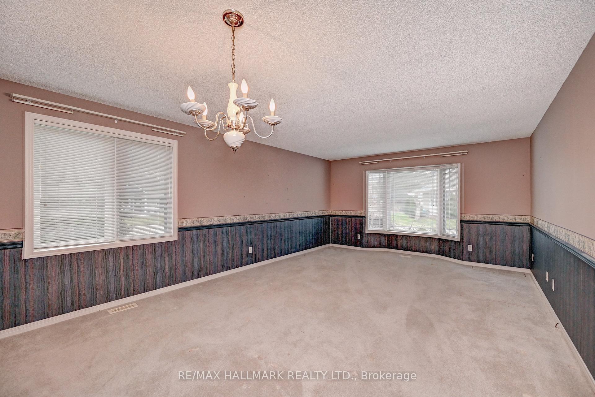 Photo 4 of 2 Brasher Drive, Tillsonburg — HOMEH