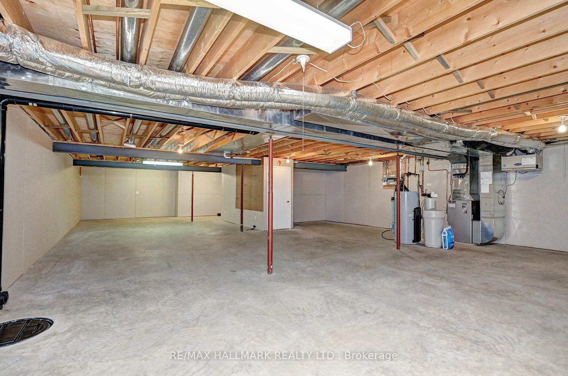 Photo 24 of 2 Brasher Drive, Tillsonburg — HOMEH