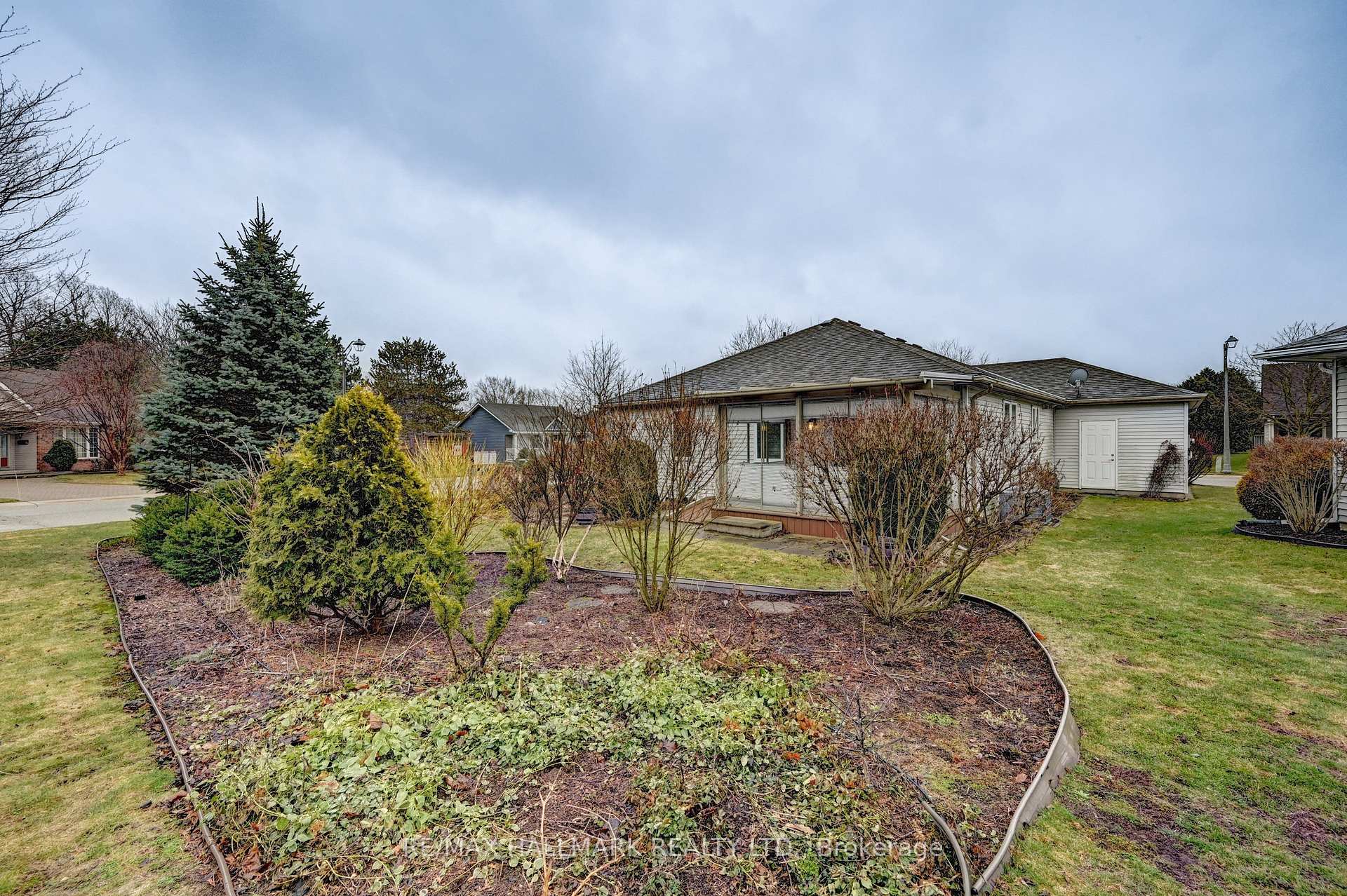Photo 29 of 2 Brasher Drive, Tillsonburg — HOMEH