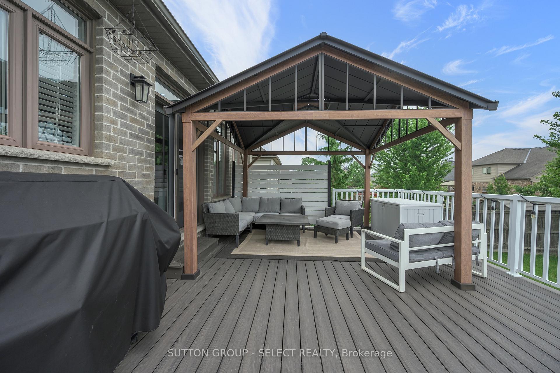 Photo 6 of 14 Mayapple Crescent, Middlesex Centre, Ilderton — HOMEH