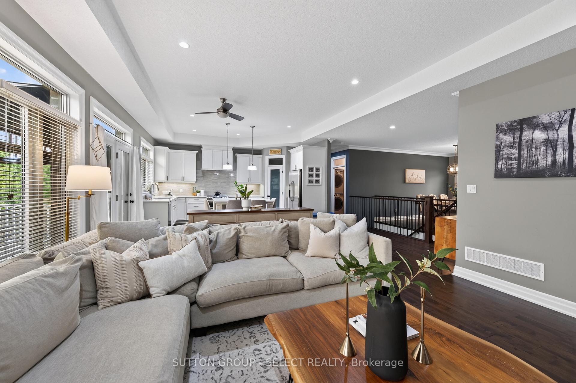 Photo 11 of 14 Mayapple Crescent, Middlesex Centre, Ilderton — HOMEH