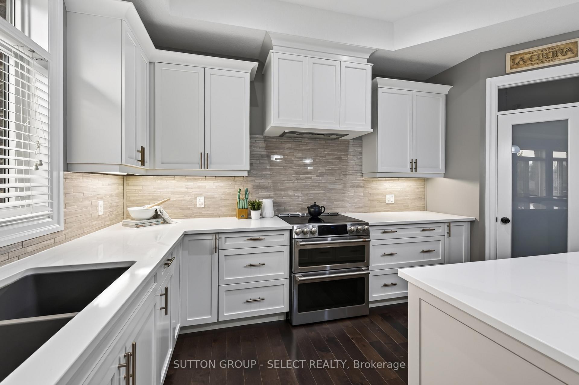 Photo 15 of 14 Mayapple Crescent, Middlesex Centre, Ilderton — HOMEH