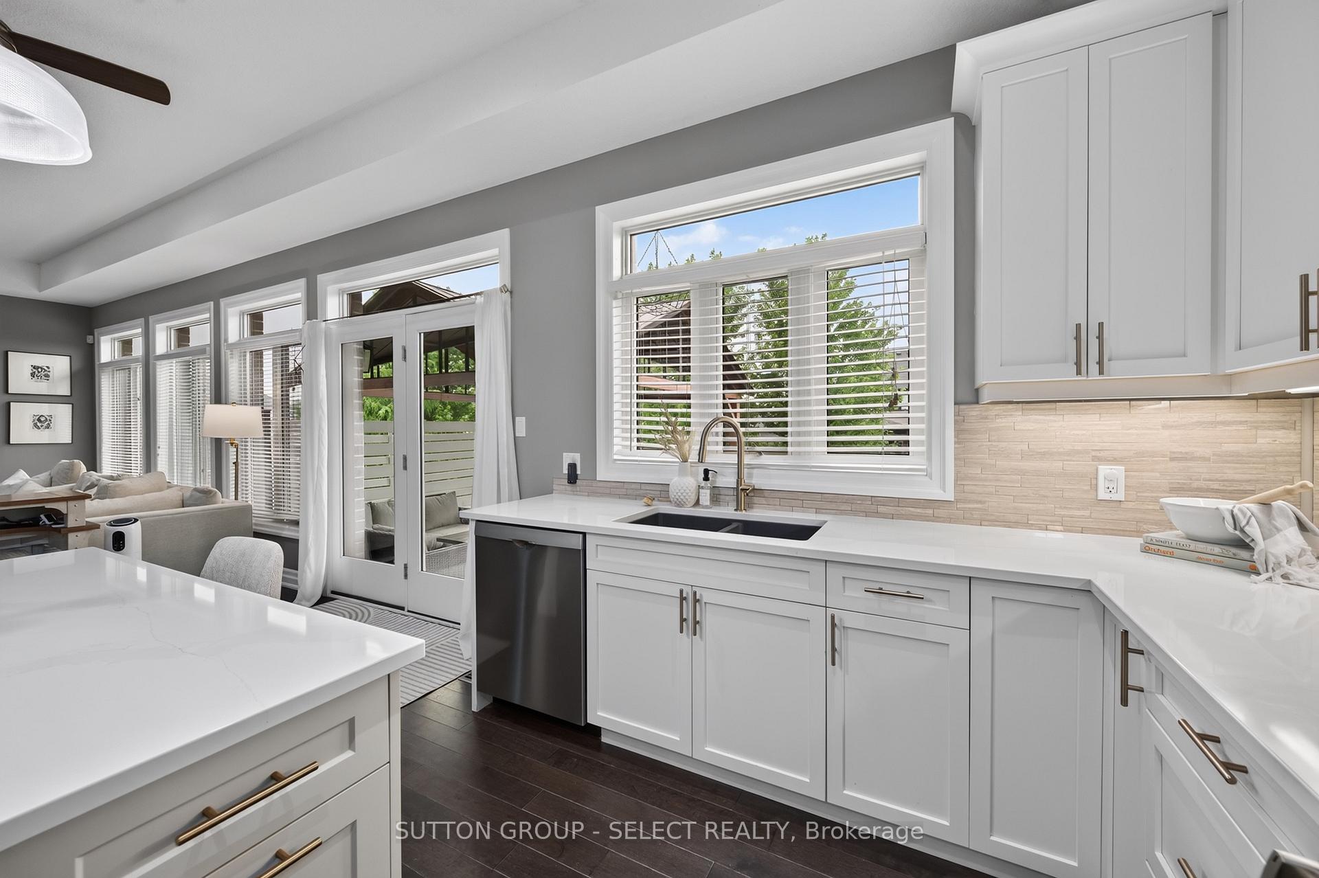 Photo 17 of 14 Mayapple Crescent, Middlesex Centre, Ilderton — HOMEH
