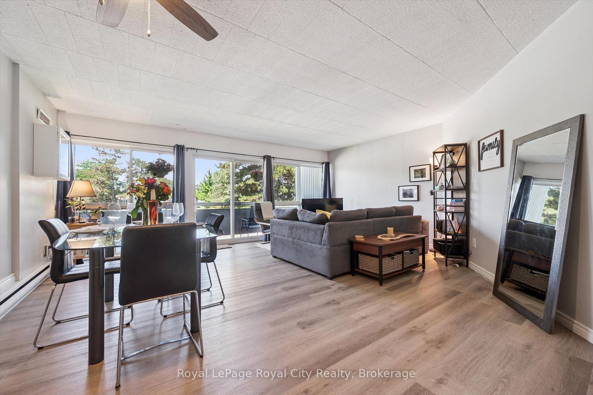 Photo of Unit 410, 105 Conroy Crescent