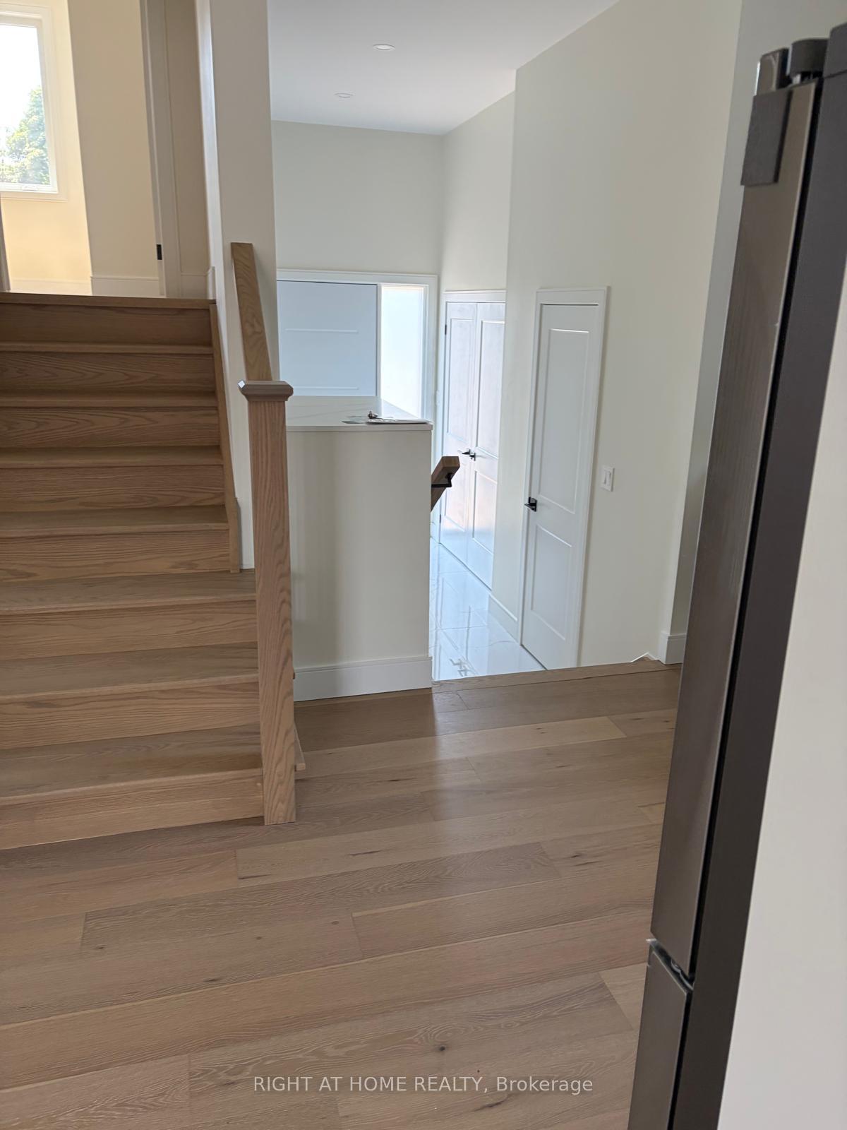 Photo 3 of 376 Mitchell Avenue, Oshawa, Central — HOMEH