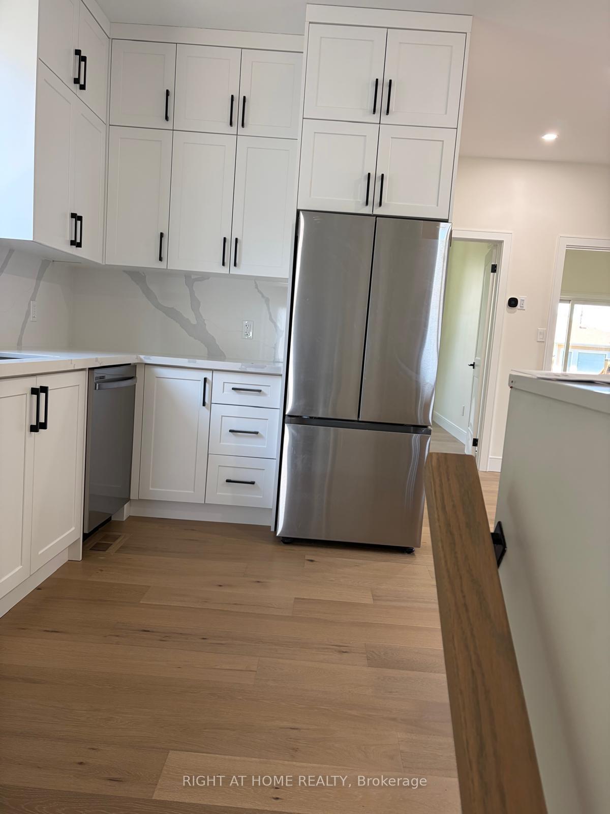 Photo 7 of 376 Mitchell Avenue, Oshawa, Central — HOMEH
