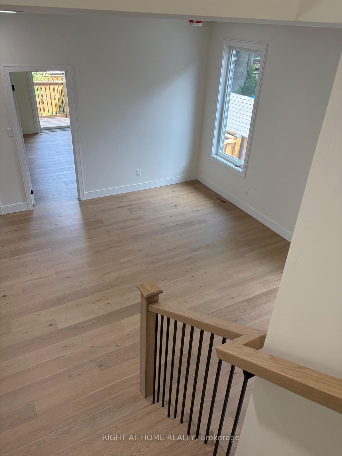 Photo 11 of 376 Mitchell Avenue, Oshawa, Central — HOMEH