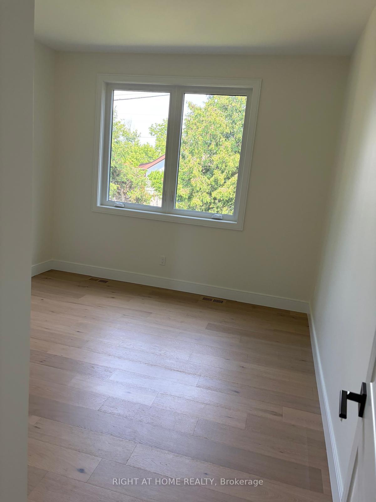 Photo 13 of 376 Mitchell Avenue, Oshawa, Central — HOMEH