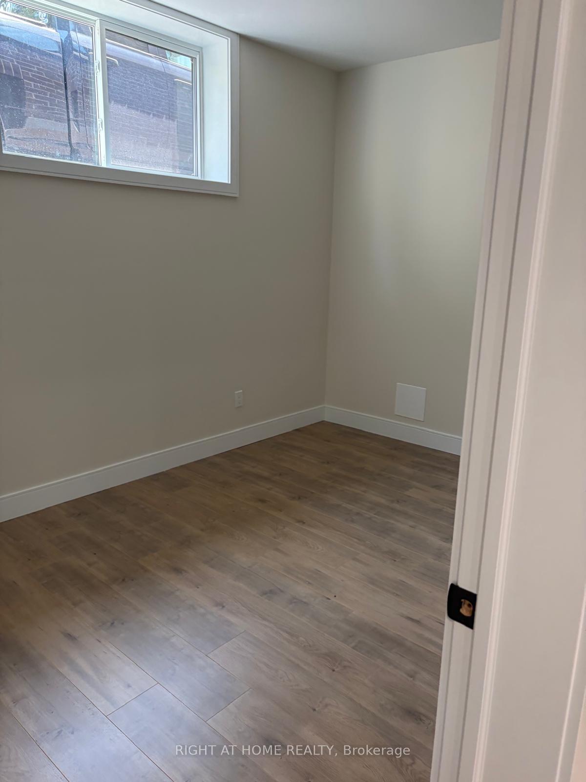 Photo 26 of 376 Mitchell Avenue, Oshawa, Central — HOMEH