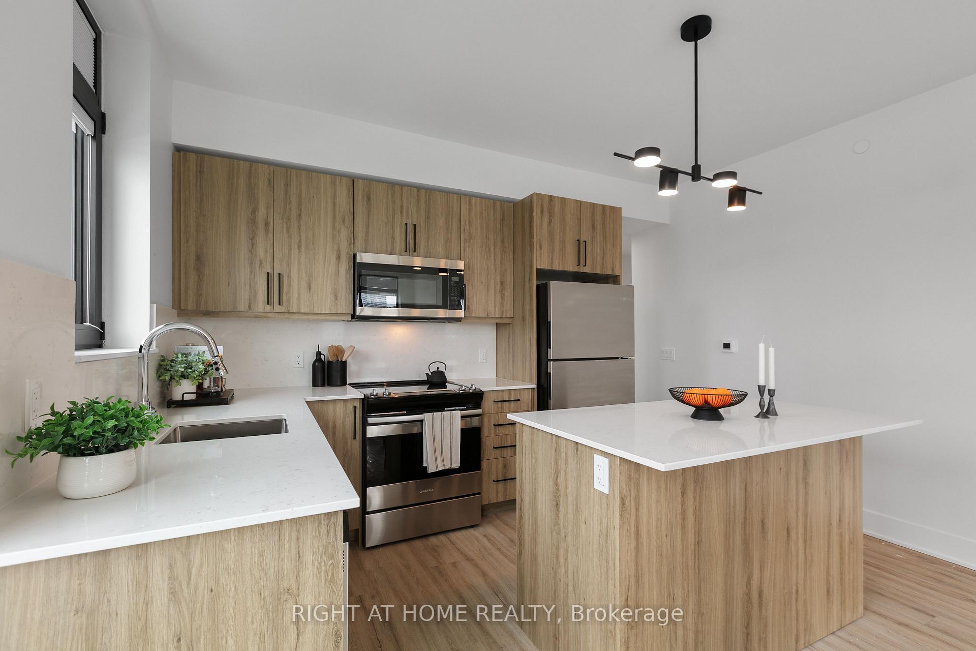 Photo 10 of Unit 301, 377 Winona Avenue, Ottawa, Westboro South — HOMEH