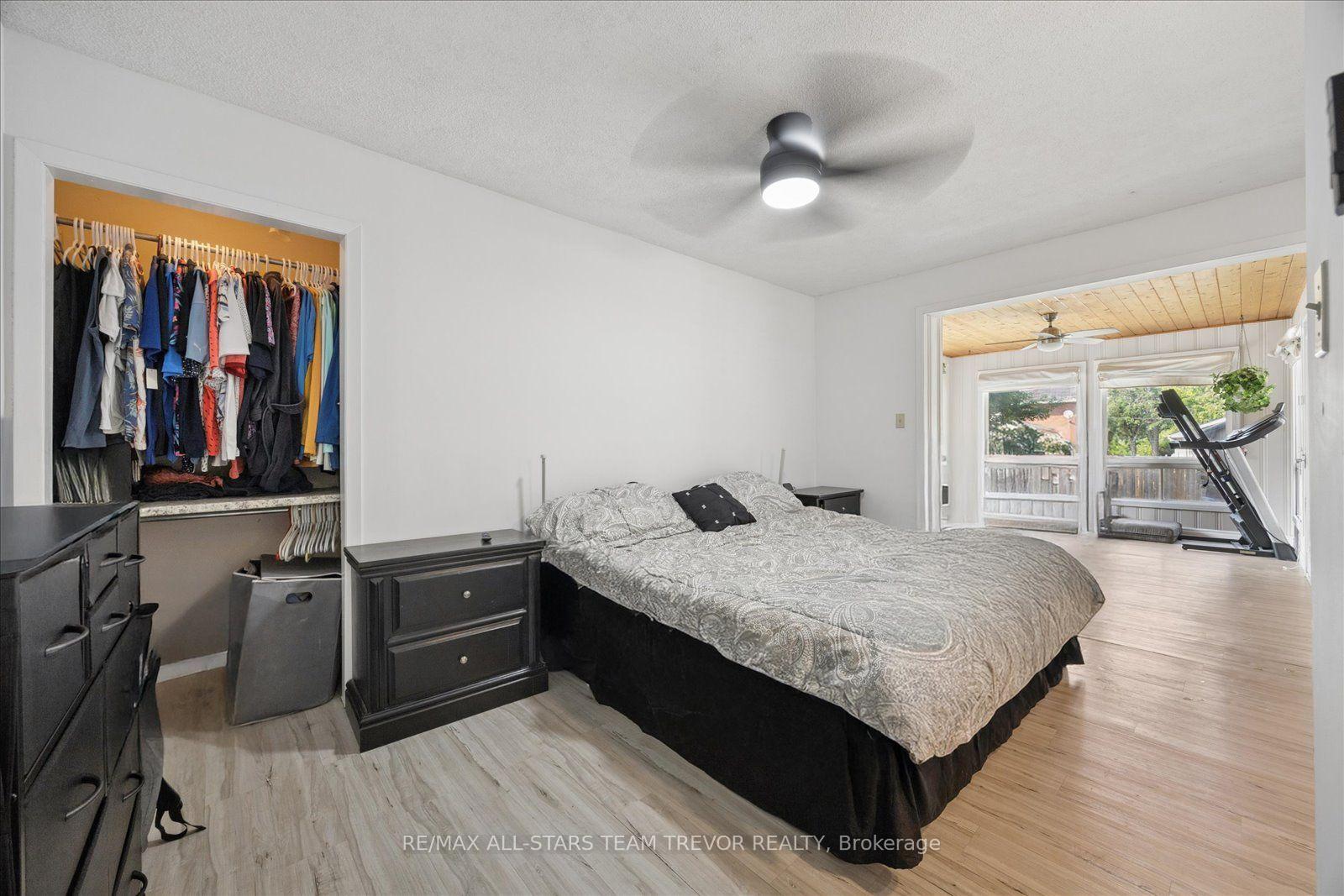 Photo 10 of 280 Bay Street, Brock, Beaverton — HOMEH