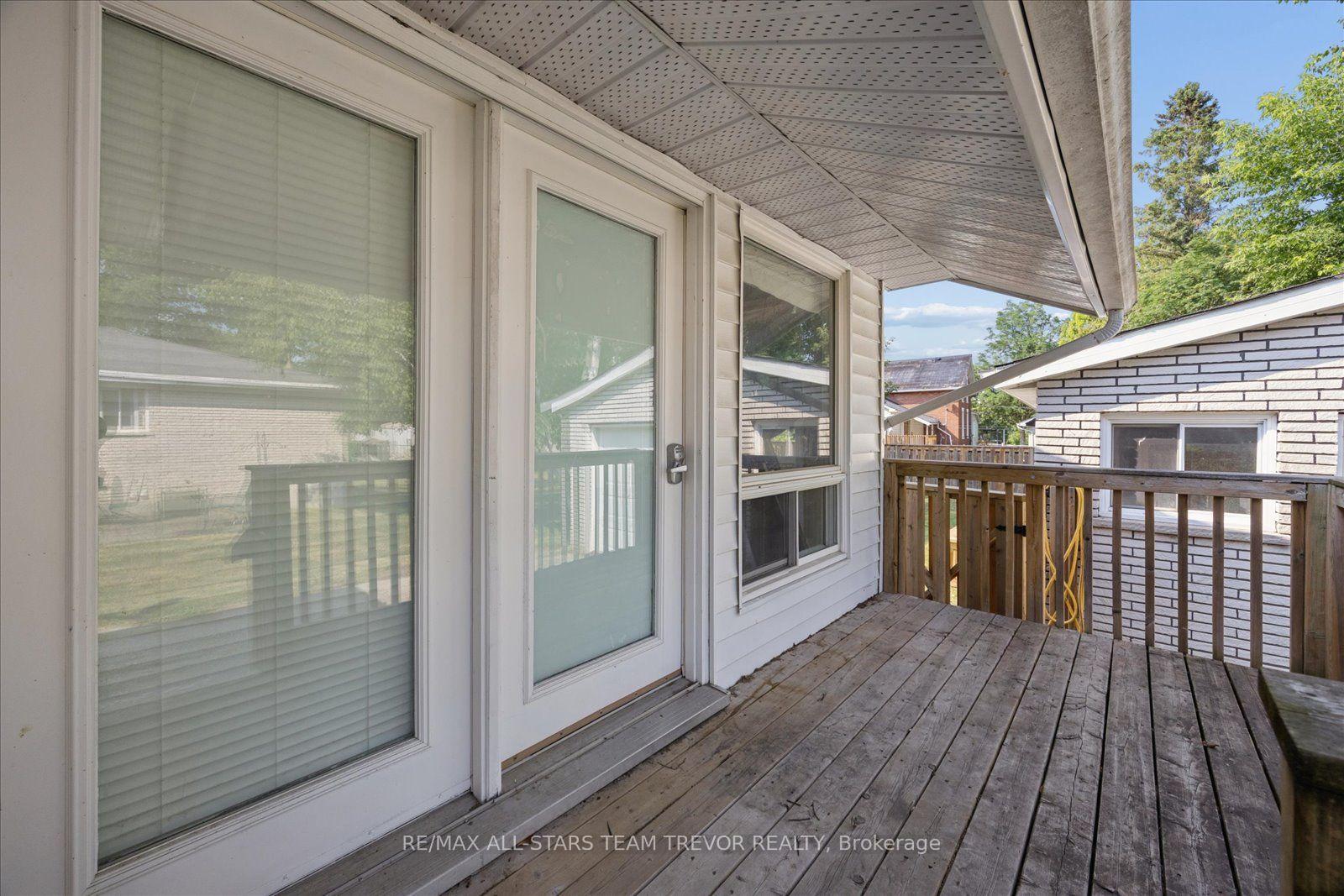 Photo 34 of 280 Bay Street, Brock, Beaverton — HOMEH