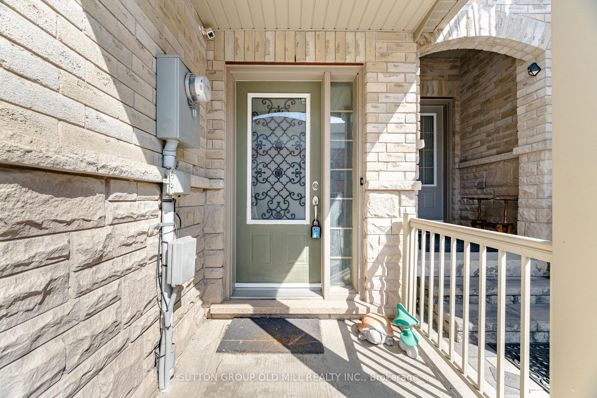 Photo 3 of 946 Audley Road N, Ajax, Central East — HOMEH