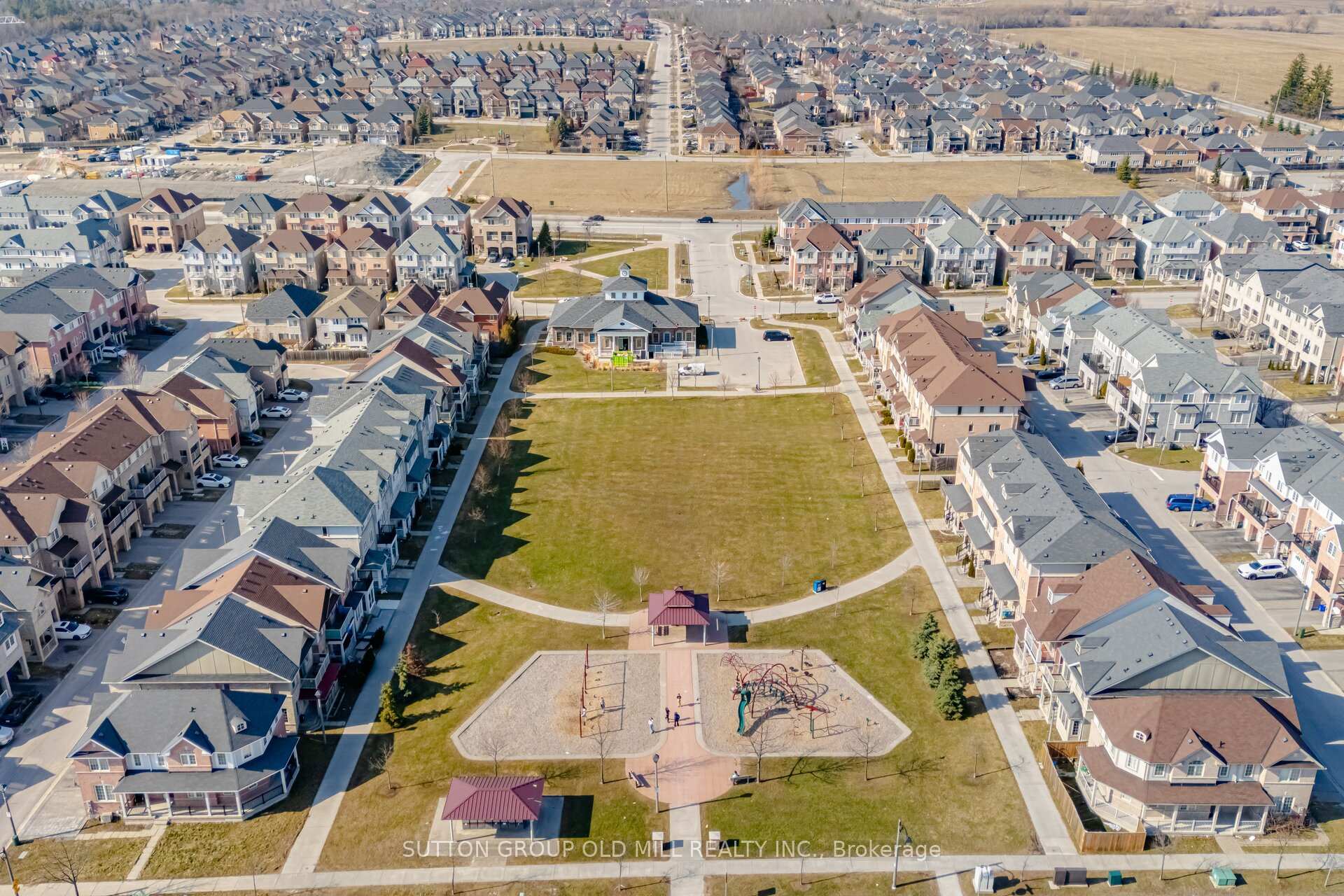 Photo 43 of 946 Audley Road N, Ajax, Central East — HOMEH