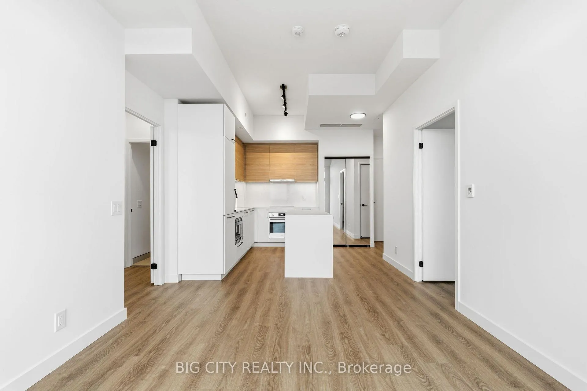 Photo 13 of Unit 711, 1050 Eastern Avenue, Toronto, Greenwood-Coxwell — HOMEH
