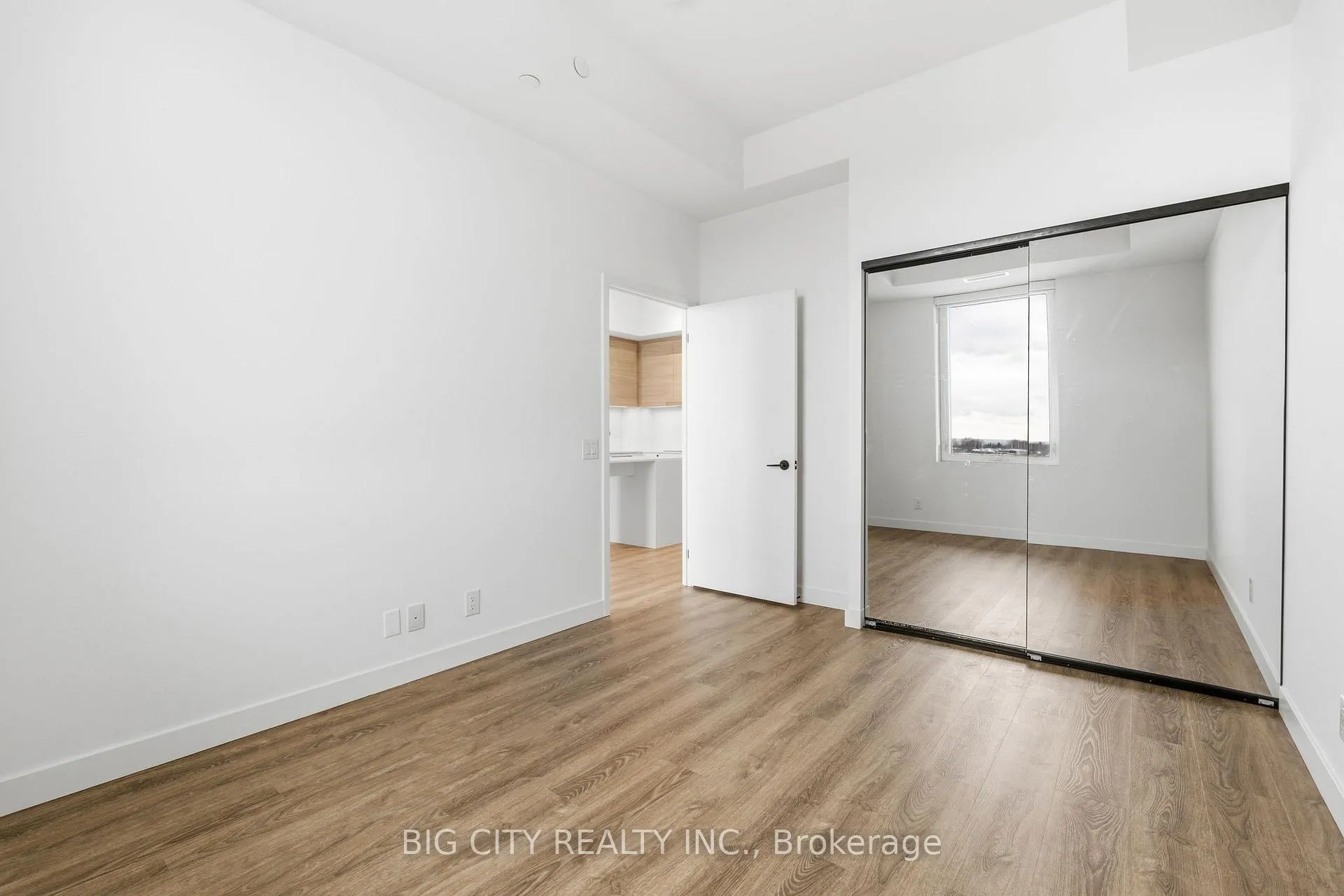 Photo 22 of Unit 711, 1050 Eastern Avenue, Toronto, Greenwood-Coxwell — HOMEH