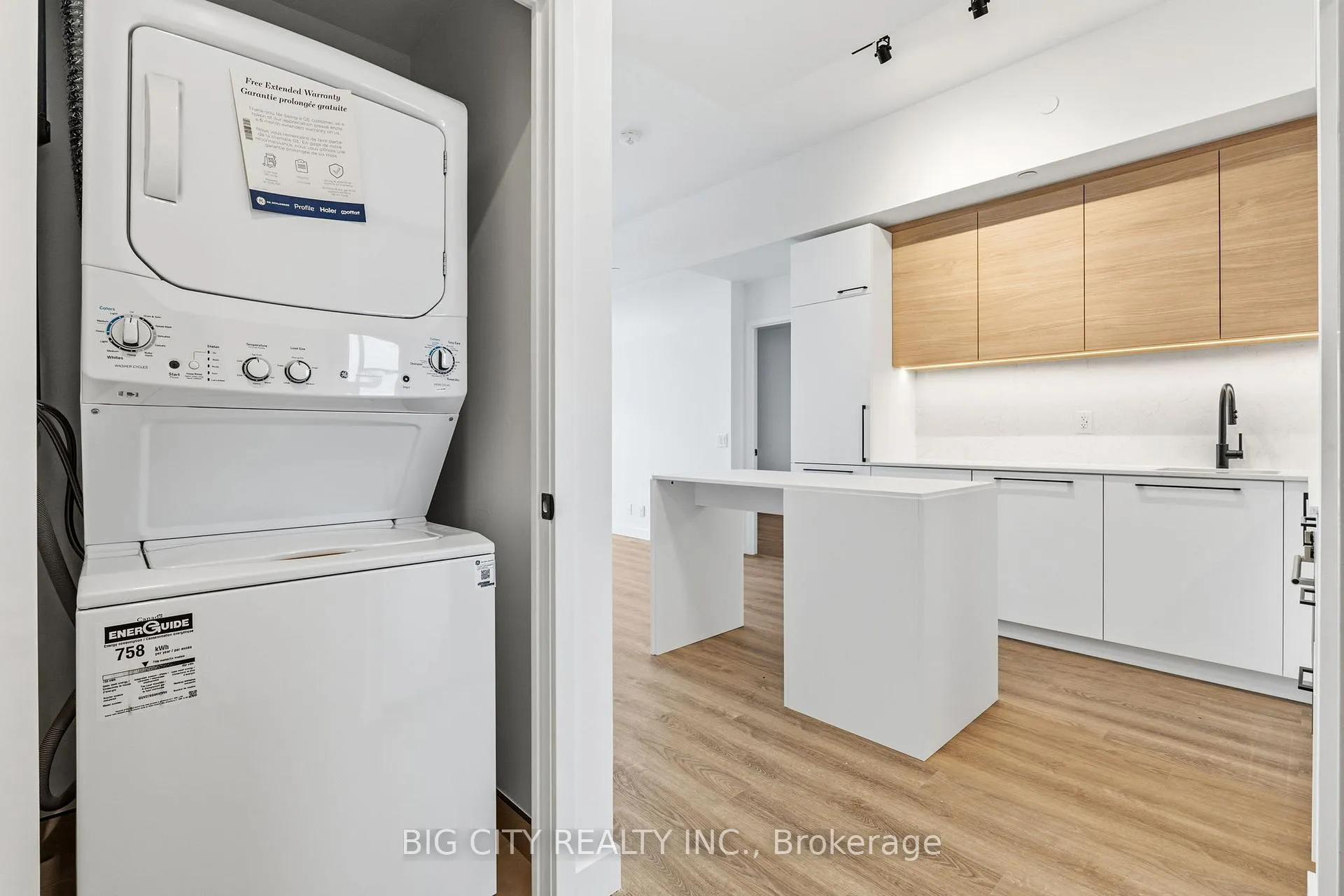 Photo 25 of Unit 711, 1050 Eastern Avenue, Toronto, Greenwood-Coxwell — HOMEH