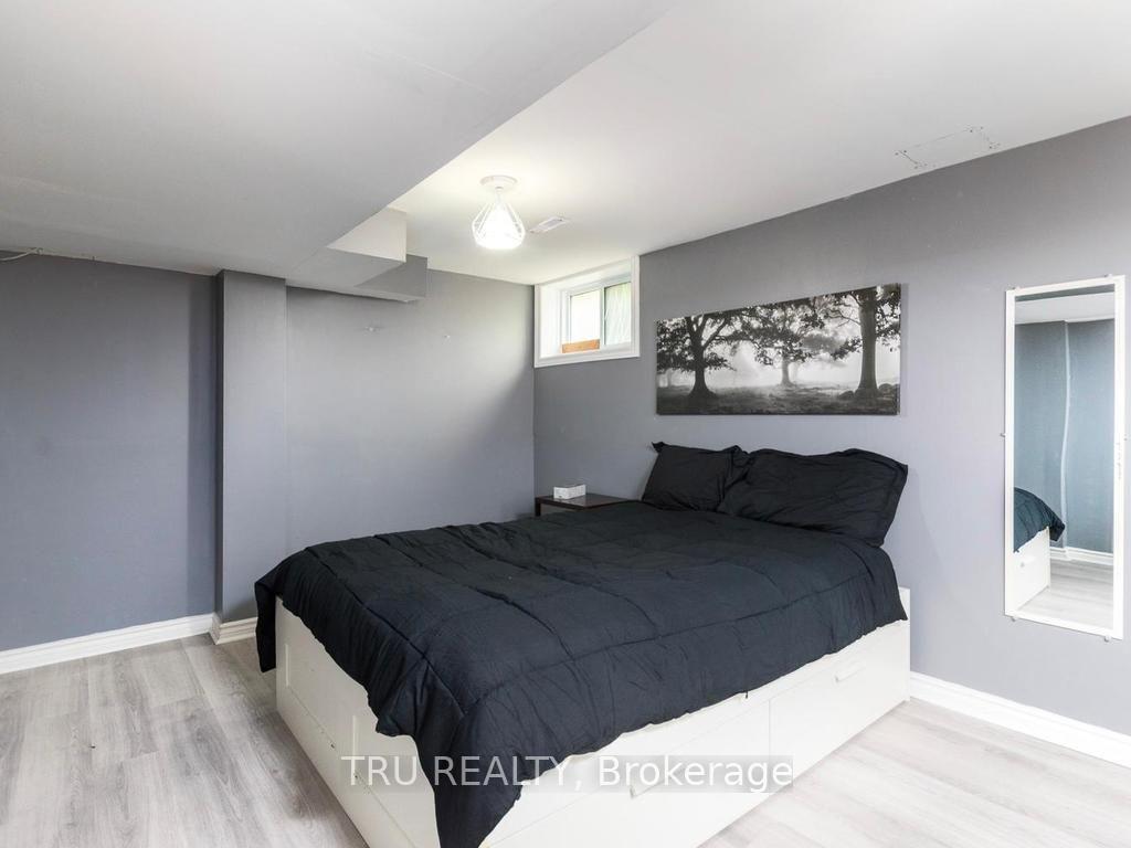 Photo 20 of 24 Soho Crescent, Ottawa, Barrhaven - Heritage Park — HOMEH