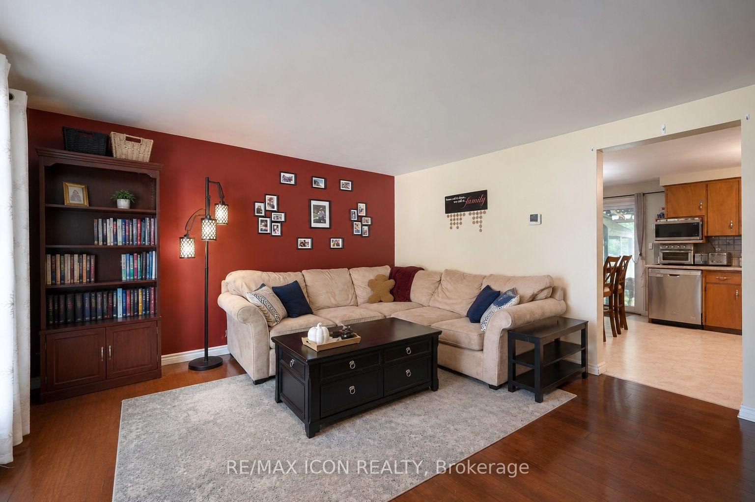 Photo 7 of 165 Selkirk Drive, Kitchener, Alpine — HOMEH