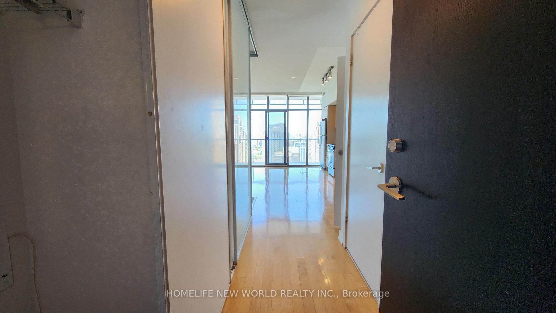 Photo 4 of Unit 2507, 33 Charles Street E, Toronto, Church-Yonge Corridor — HOMEH