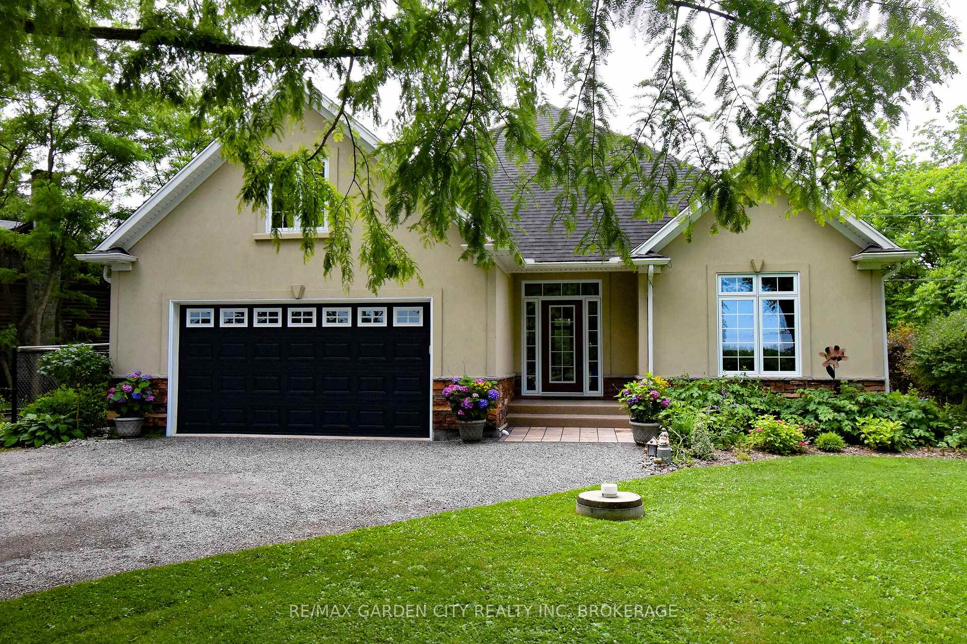 Photo of 3089 Niagara River Parkway