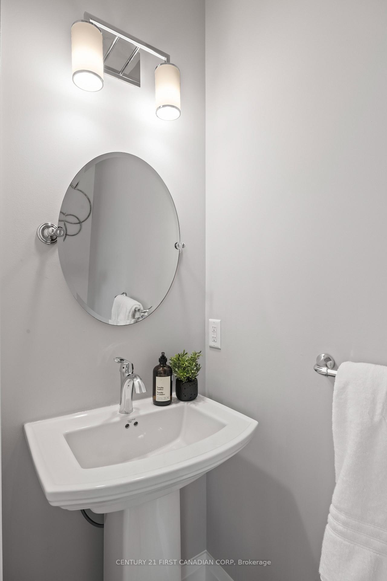 Photo 10 of Unit 18, 3025 Singleton Avenue, London, South W — HOMEH