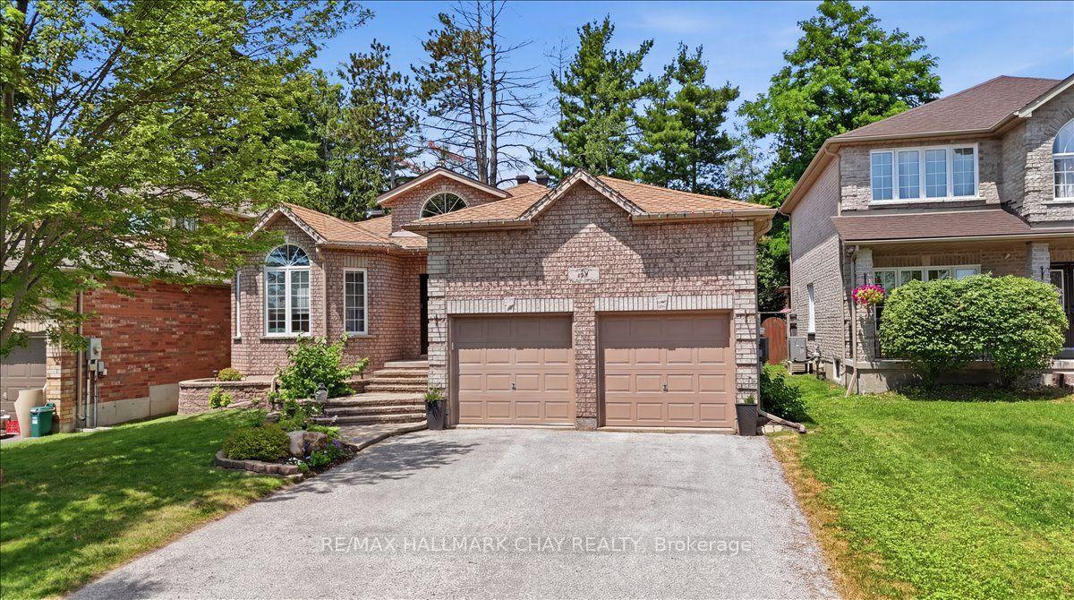 Photo 49 of 48 Ruffet Drive, Barrie, Edgehill Drive — HOMEH
