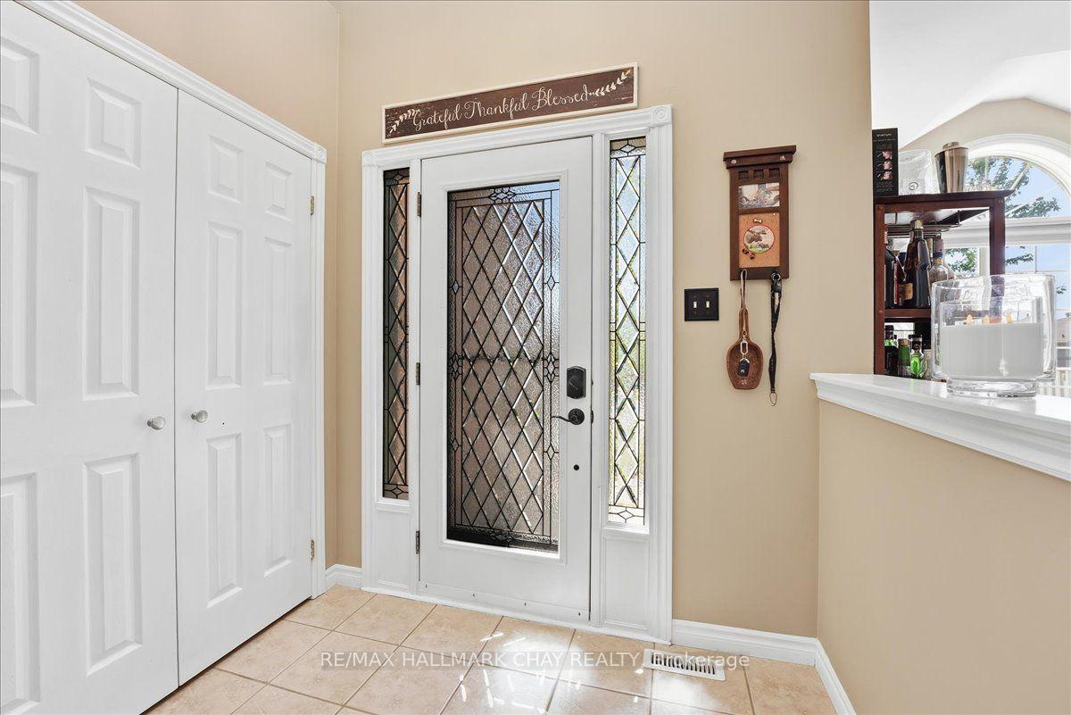 Photo 2 of 48 Ruffet Drive, Barrie, Edgehill Drive — HOMEH