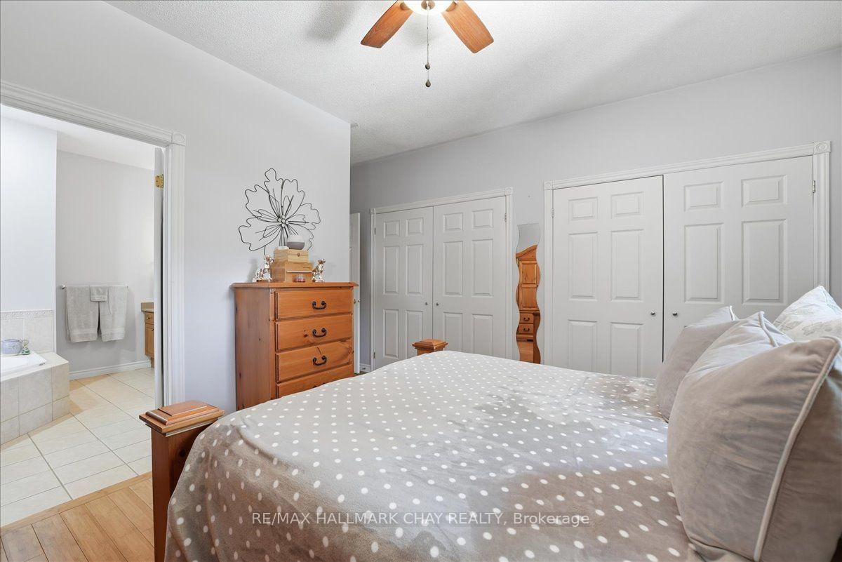 Photo 21 of 48 Ruffet Drive, Barrie, Edgehill Drive — HOMEH