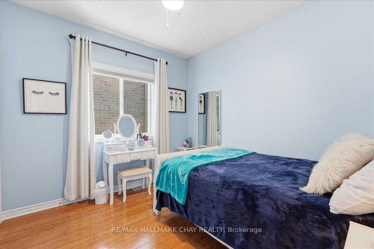 Photo 24 of 48 Ruffet Drive, Barrie, Edgehill Drive — HOMEH