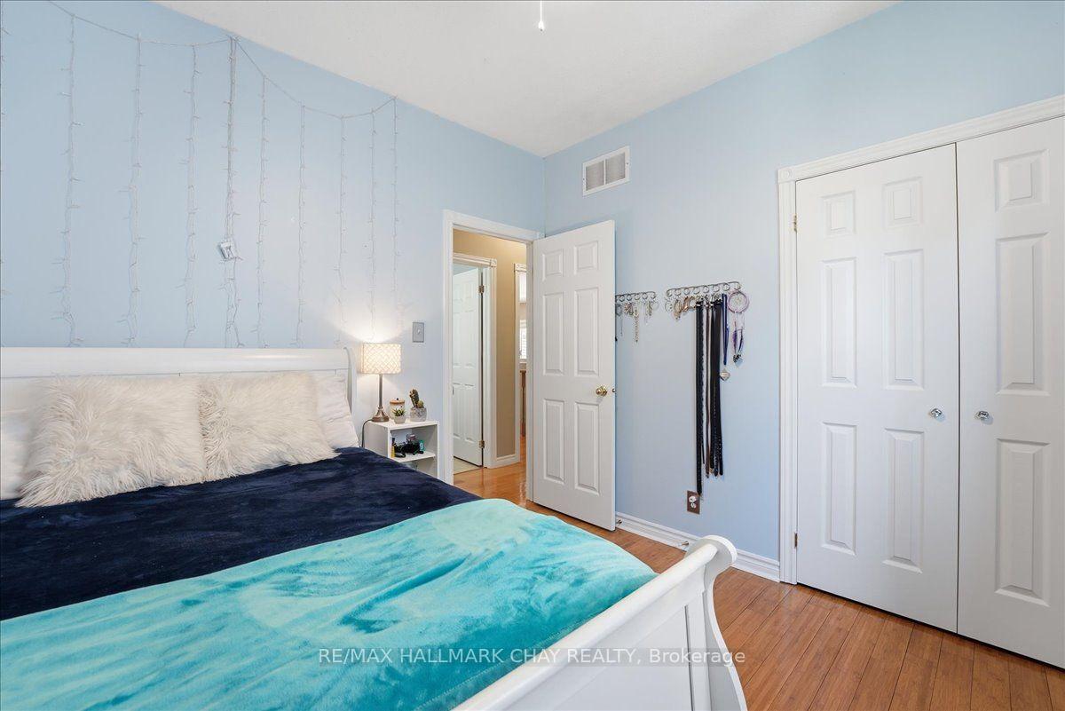 Photo 25 of 48 Ruffet Drive, Barrie, Edgehill Drive — HOMEH