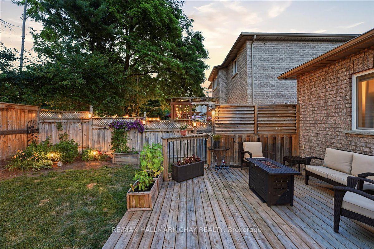 Photo 44 of 48 Ruffet Drive, Barrie, Edgehill Drive — HOMEH