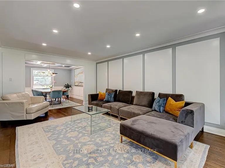 Photo 6 of 1027 Flintlock Court, London, North P — HOMEH