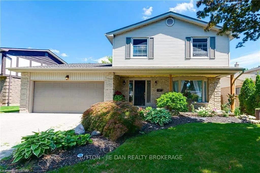 Photo 27 of 1027 Flintlock Court, London, North P — HOMEH