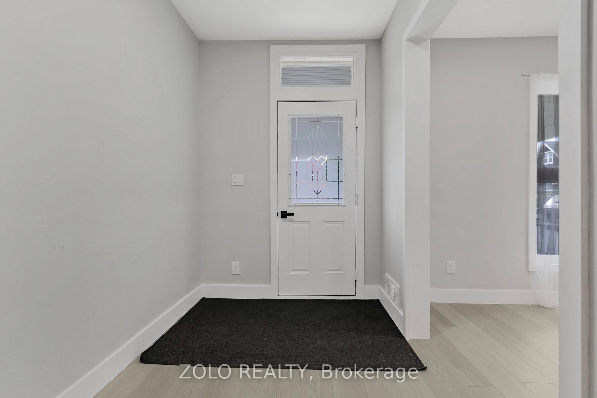 Photo 18 of 498 Charlotte Street, Peterborough, Town Ward 3 — HOMEH