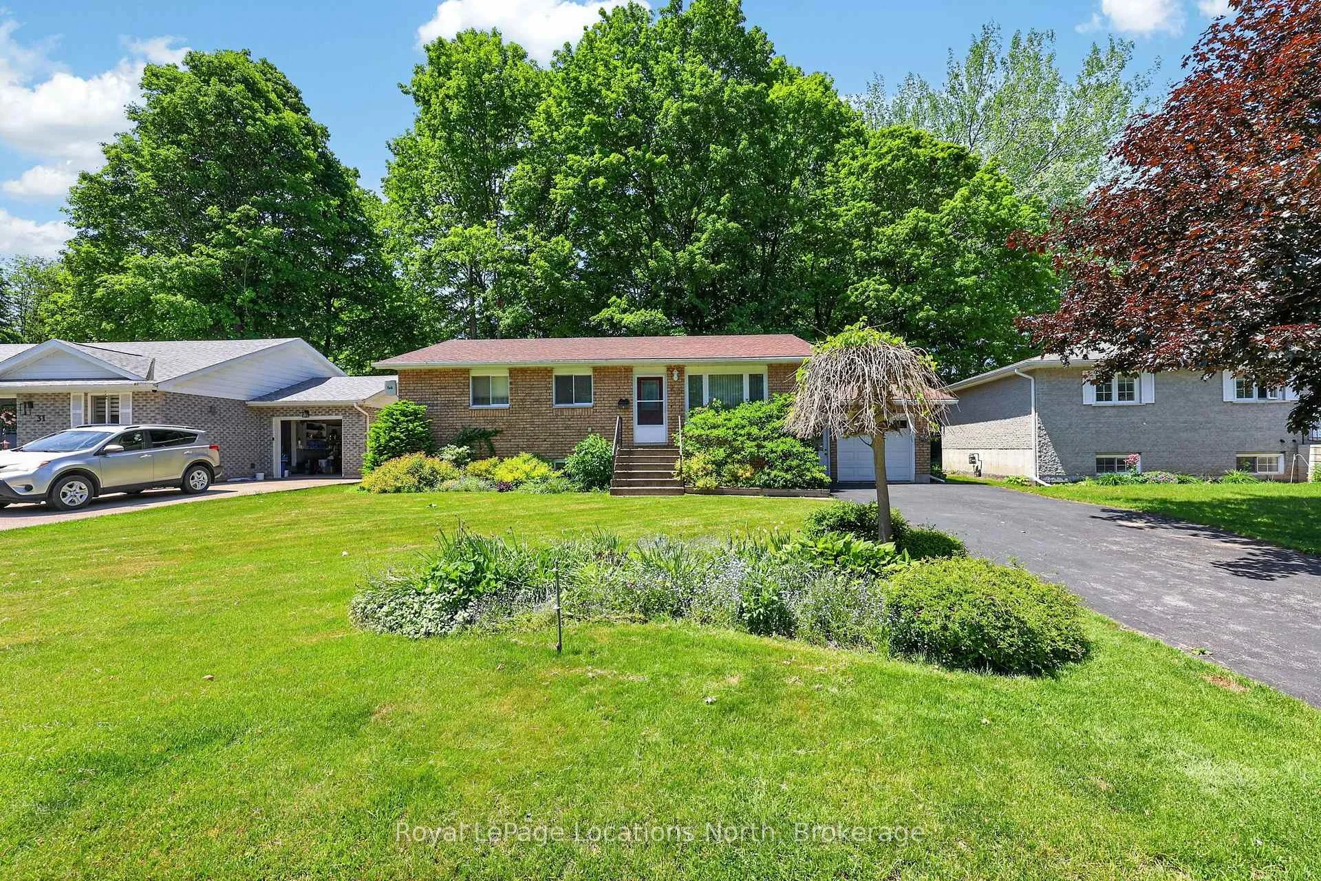Photo 3 of 25 Pollard Drive, Meaford — HOMEH