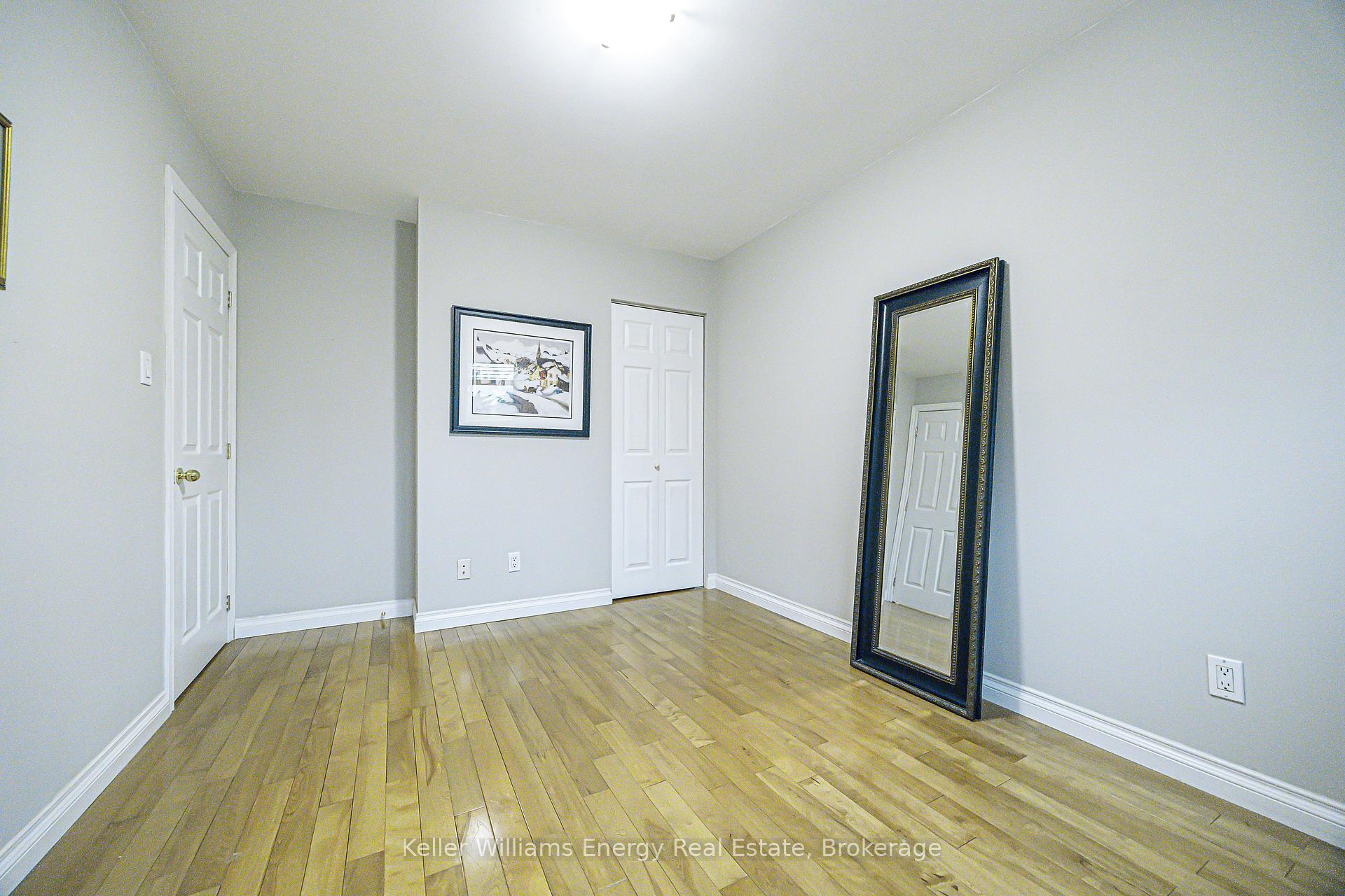 Photo 25 of 812 Douglas Avenue, Pickering, Bay Ridges — HOMEH