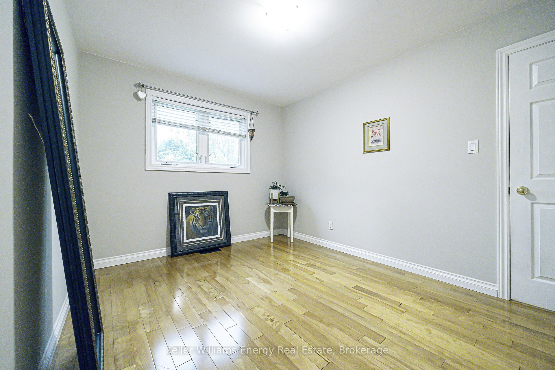 Photo 26 of 812 Douglas Avenue, Pickering, Bay Ridges — HOMEH